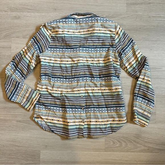 Ariat Women's Gold and Blue Button Up Shirt - Small - Picture 3 of 6